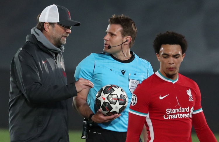 篮球火箭主力球员训练成果显著