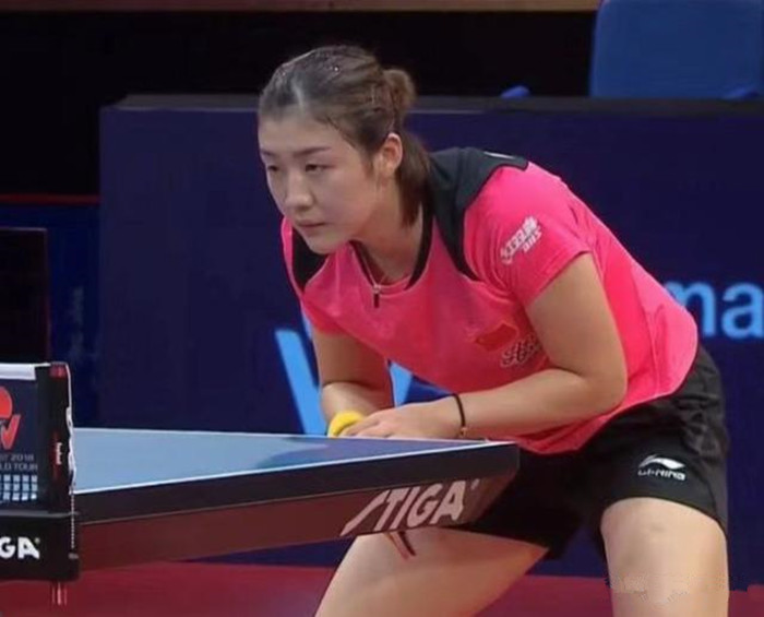 制约了他的 制约了他的