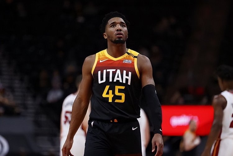 受运动的同 受运动的同