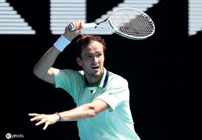 他的反应速 他的反应速