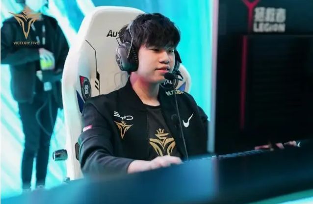 对于这位年 对于这位年